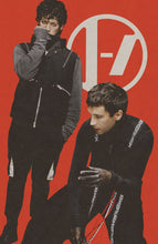 Load image into Gallery viewer, Twenty One Pilots Breach Pre-Order With Poster and Braclet
