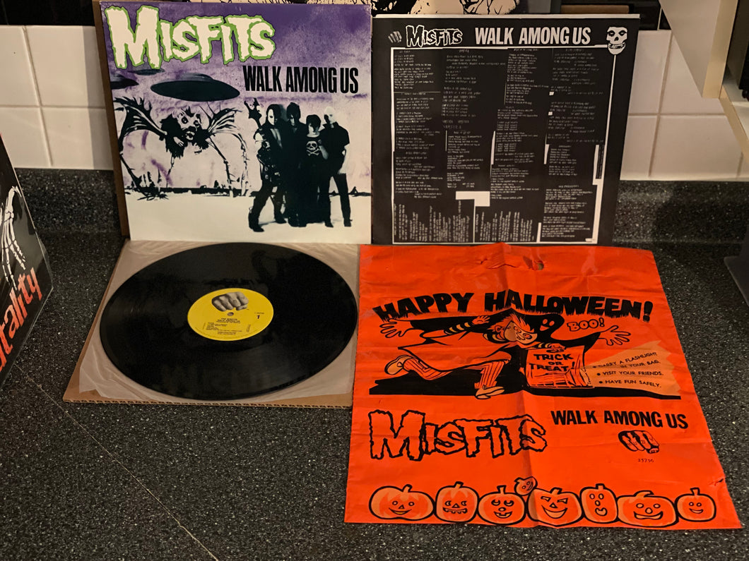 Misfits Walk Among Us LP Ruby/Warner 1988 4th Pressing W/ Promo Happy Halloween Bag Danzig